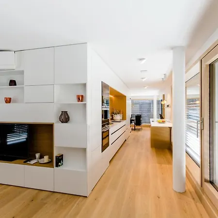 Apartment Max Serviced Munich