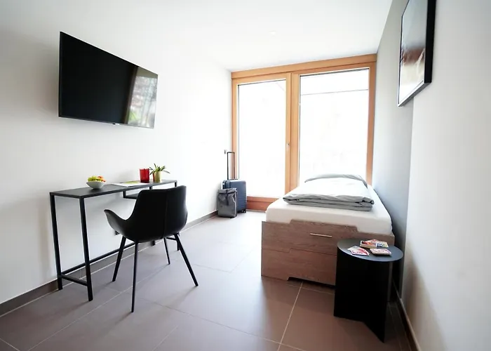 Max Serviced Apartament