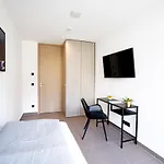Max Serviced Apartman *